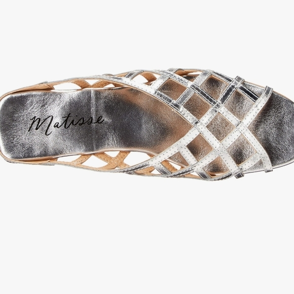 Matisse Women's Silver Sandals Size 6 - Picture 2 of 4